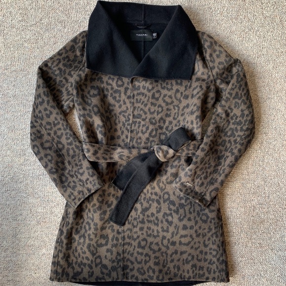 Tahari Ella Leopard Wrap Jacket - Picture 2 of 4